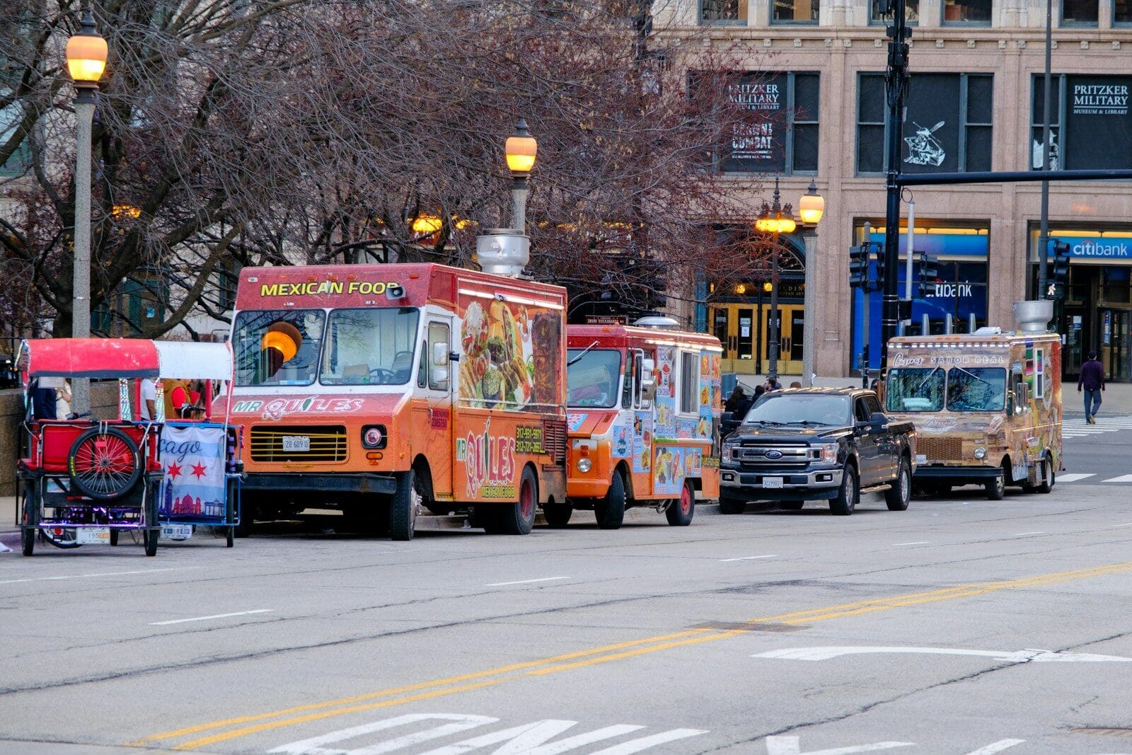 What Insurance Does a Chicago Food Truck Need Before Hitting Paseo Boricua?