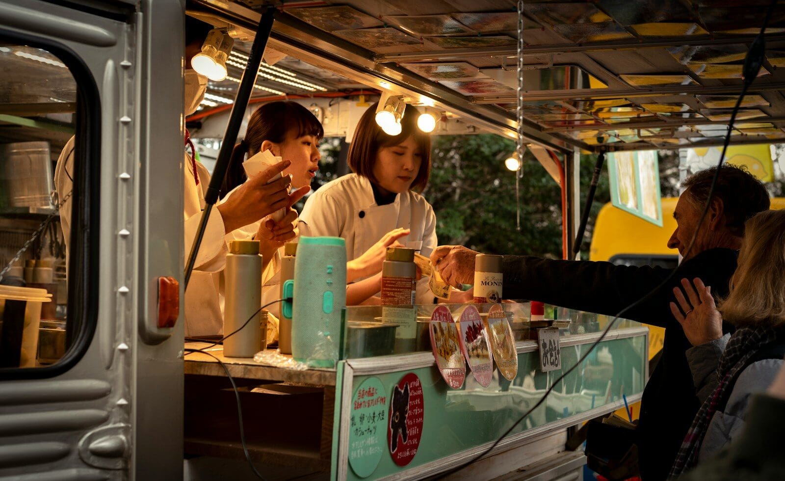 What Insurance Does a Chicago Food Truck Need Before Hitting Paseo Boricua?